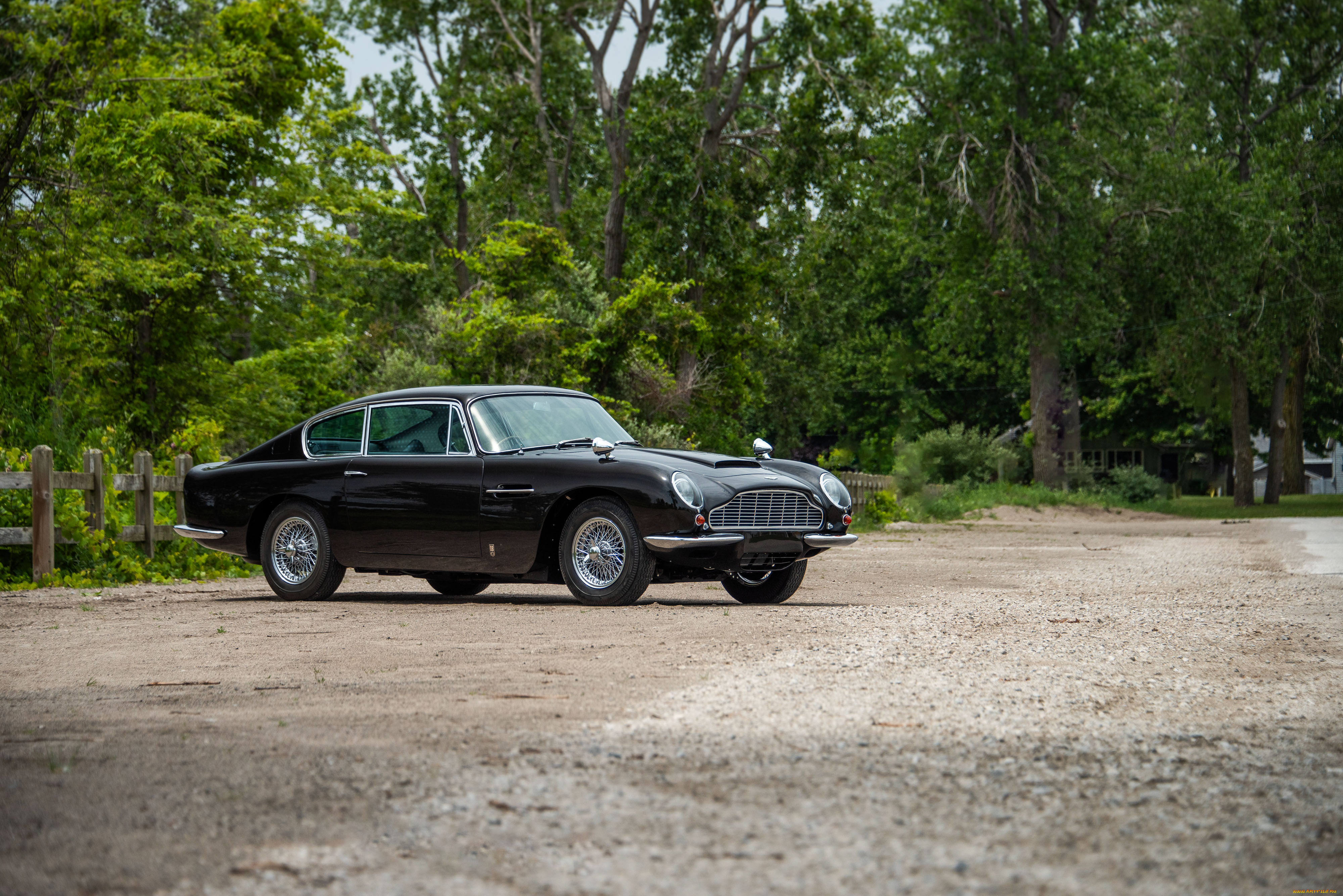 , aston martin, aston-martin